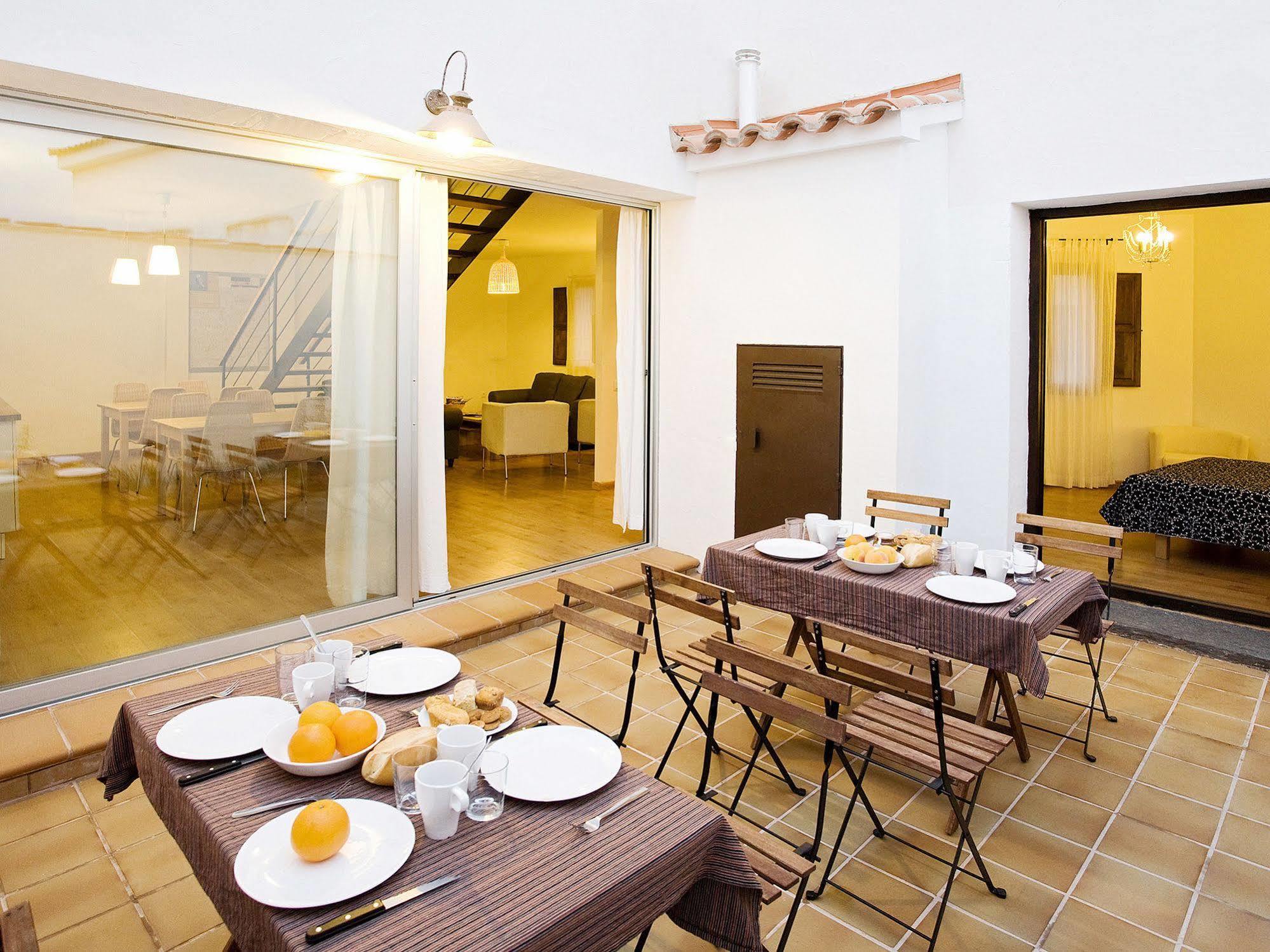 Casa Babel Monfraguee Pension Torrejón el Rubio Buitenkant foto